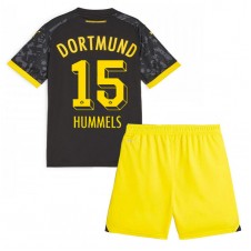 Borussia Dortmund Mats Hummels #15 Bortaställ Barn 2023-24 Korta ärmar (+ Korta byxor)